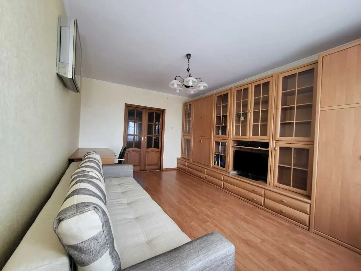 Фото Продаю 2 кімнатну квартиру, 55 кв. м, Василя Стуса вул. 23 Київ, ціна: 73500 USD, код 9635
