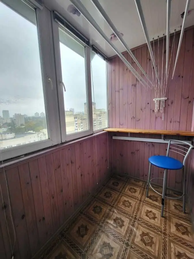 Фото Продаю 2 кімнатну квартиру, 55 кв. м, Василя Стуса вул. 23 Київ, ціна: 73500 USD, код 9635