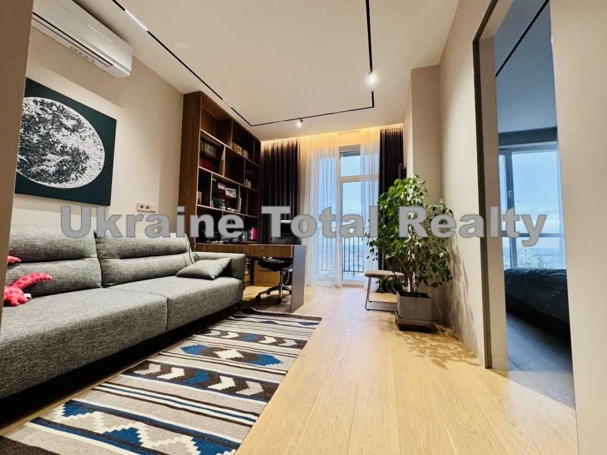 Фото Продаю 4 кімнатну квартиру, 145 кв. м, Бульварно-Кудрявська вул. (Воровського)  Київ, ціна: 729000 USD, код 9636