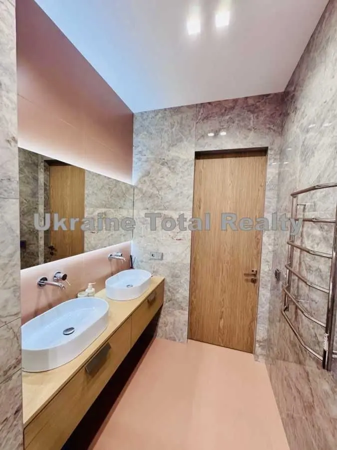 Фото Продаю 4 кімнатну квартиру, 145 кв. м, Бульварно-Кудрявська вул. (Воровського)  Київ, ціна: 729000 USD, код 9636