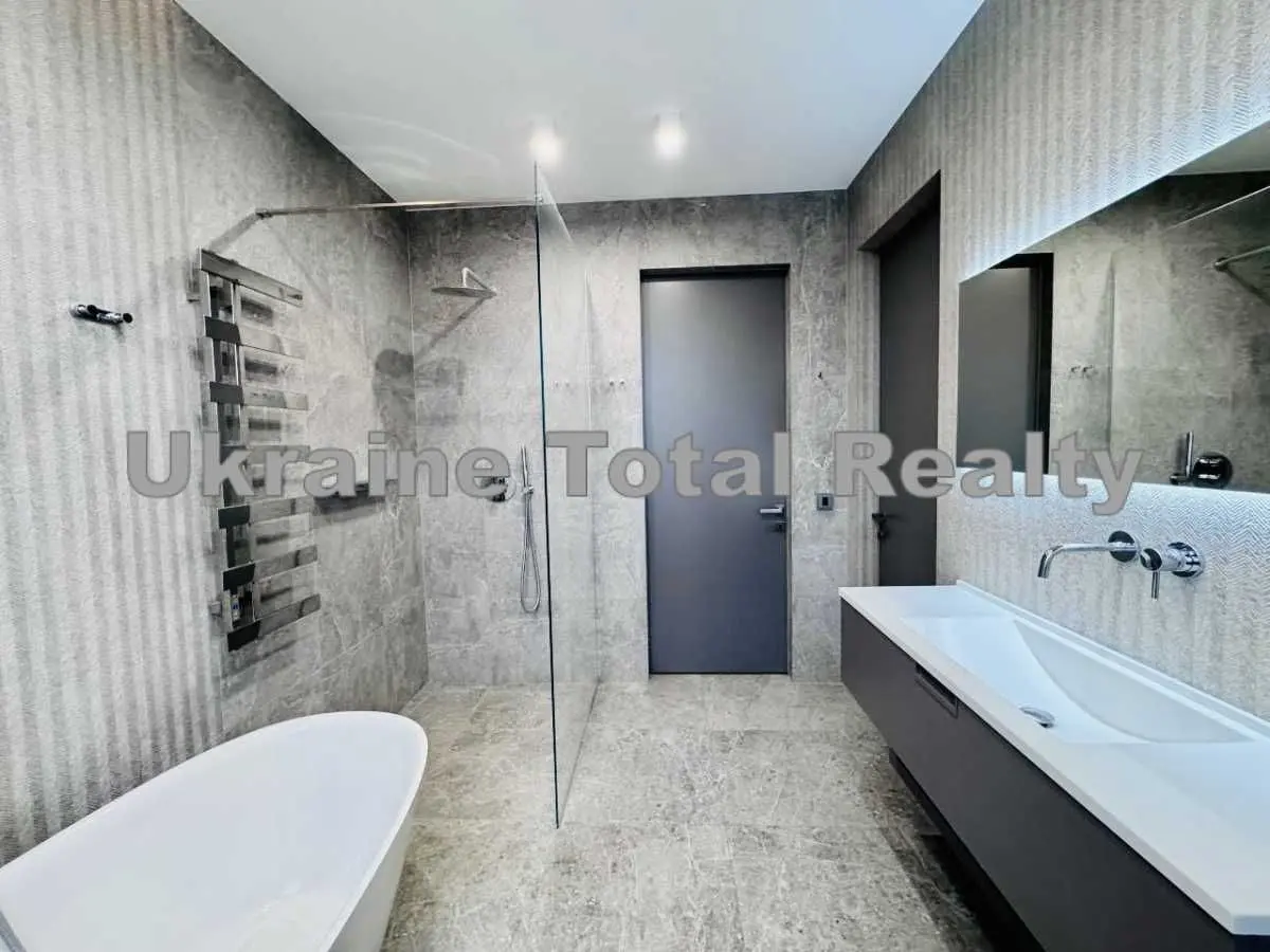 Фото Продаю 4 кімнатну квартиру, 145 кв. м, Бульварно-Кудрявська вул. (Воровського)  Київ, ціна: 729000 USD, код 9636