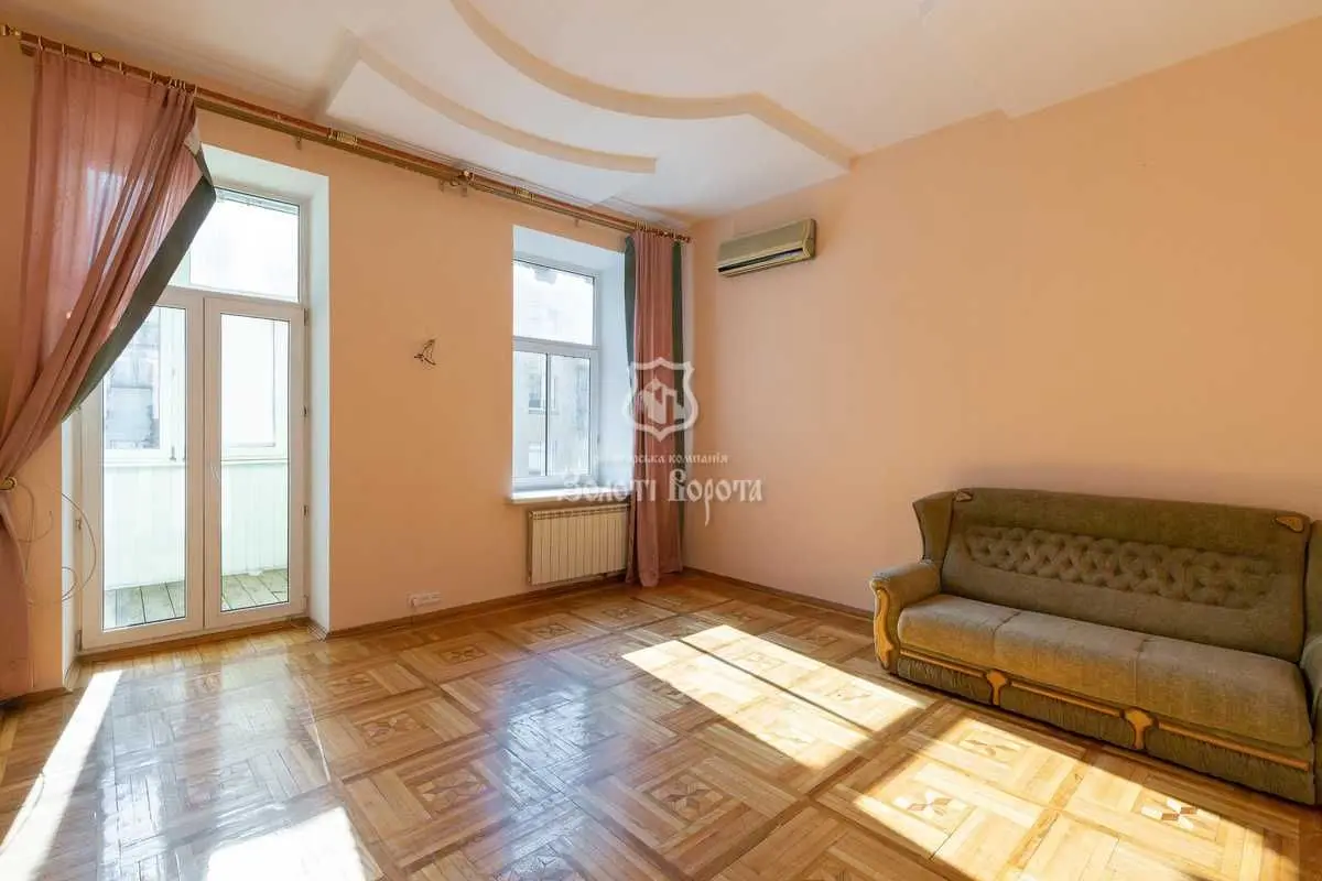 Фото Selling a 3-room apartment, 75.9 sq.m., Olesia Honchara Street 90/92 Kyiv, price: 195000 USD, code 9643