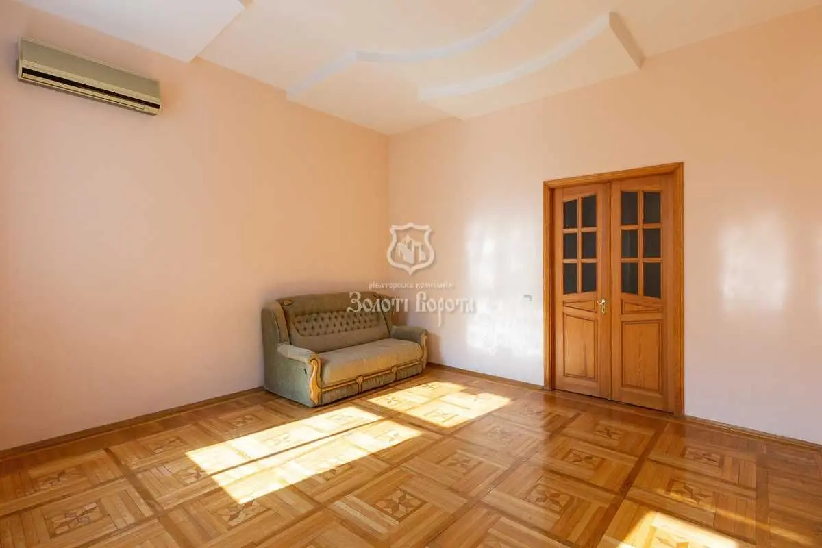 Фото Selling a 3-room apartment, 75.9 sq.m., Olesia Honchara Street 90/92 Kyiv, price: 195000 USD, code 9643