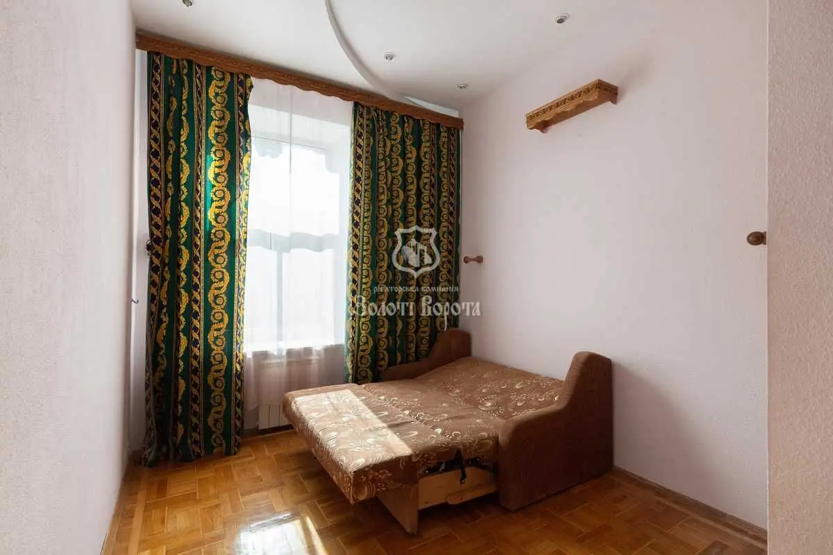 Фото Selling a 3-room apartment, 75.9 sq.m., Olesia Honchara Street 90/92 Kyiv, price: 195000 USD, code 9643