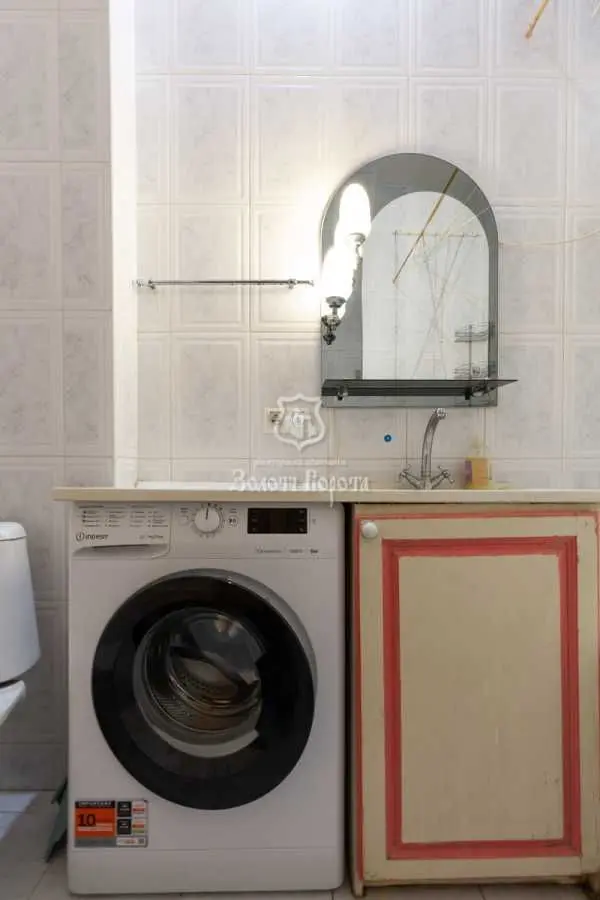 Фото Selling a 3-room apartment, 75.9 sq.m., Olesia Honchara Street 90/92 Kyiv, price: 195000 USD, code 9643