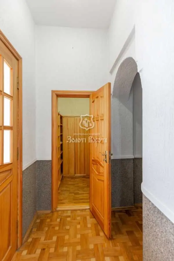Фото Selling a 3-room apartment, 75.9 sq.m., Olesia Honchara Street 90/92 Kyiv, price: 195000 USD, code 9643
