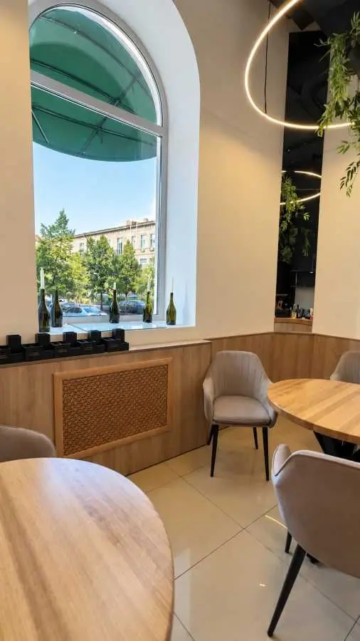 Фото Rent an office, Povitroflotskyi Avenue 25 Kyiv for long-term rent, price: 1700 USD, code 9644