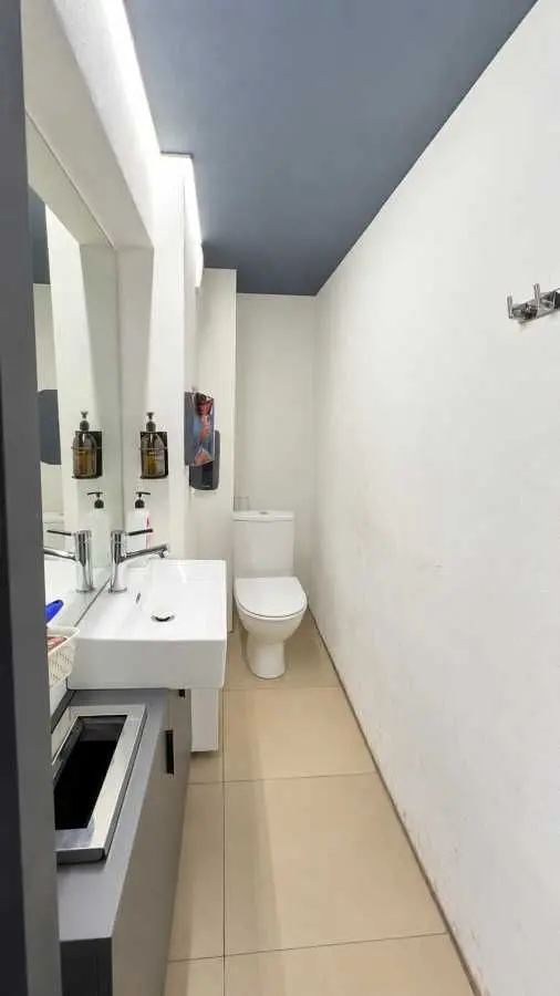 Фото Rent an office, Povitroflotskyi Avenue 25 Kyiv for long-term rent, price: 1700 USD, code 9644