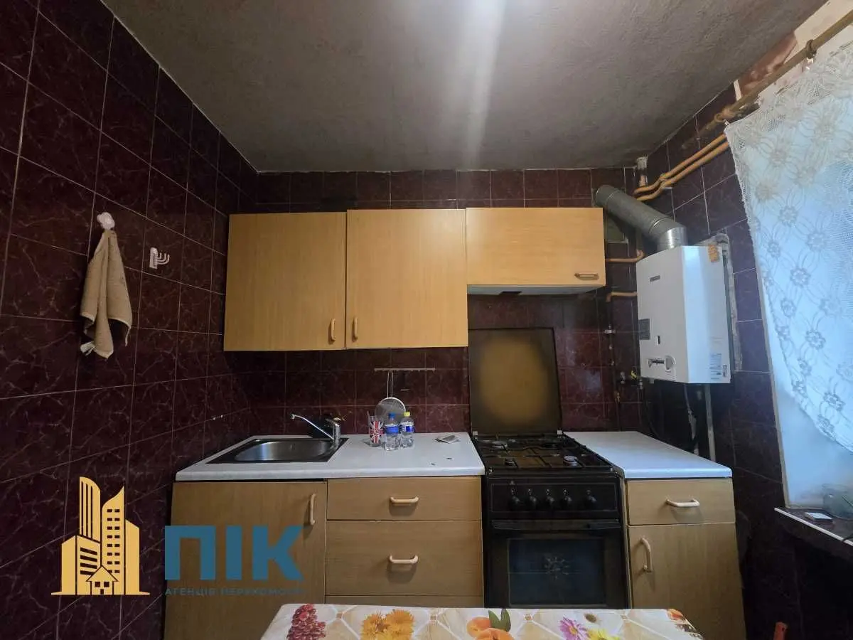 Фото Продаю 3 кімнатну квартиру, 58 кв. м, Олени Теліги вул.  Київ, ціна: 66000 USD, код 9649