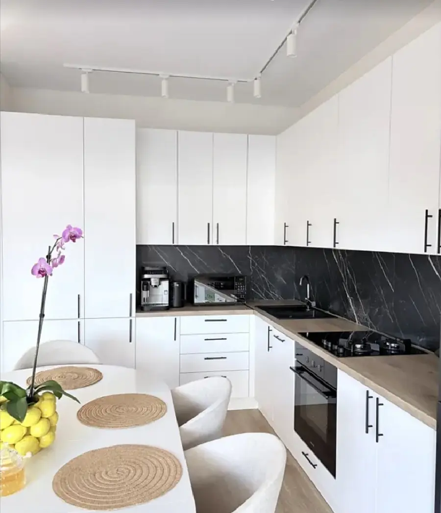 Фото Продаю будинок, 104 кв. м, Центральна вул.  Київ, ціна: 144000 $, код 9650