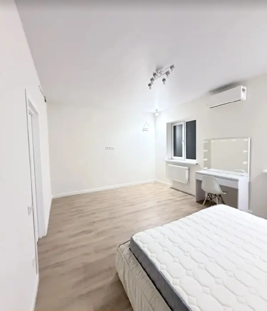 Фото Продаю будинок, 104 кв. м, Центральна вул.  Київ, ціна: 144000 $, код 9650
