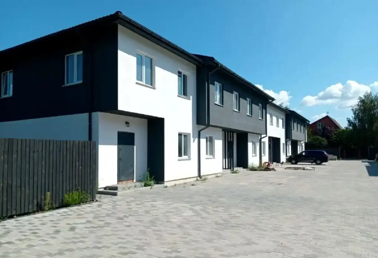 Фото Продаю будинок, 104 кв. м, Центральна вул.  Київ, ціна: 144000 $, код 9650