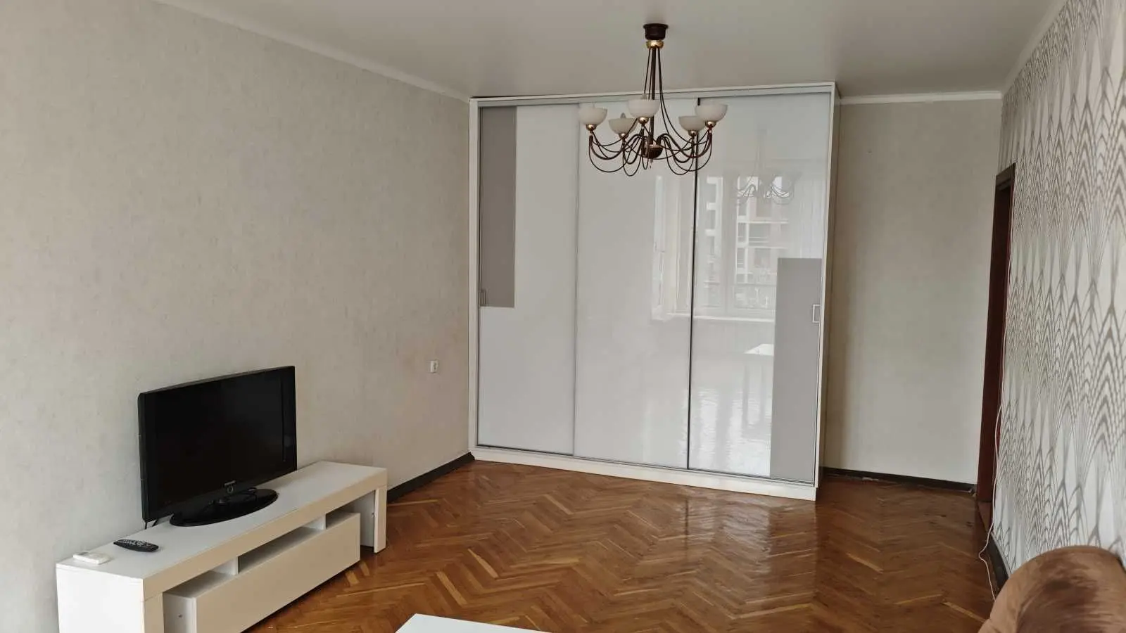 Фото Selling a 2-room apartment, 61.6 sq.m., Ipsylantiivskyi Lane (Aistova Street) 3 Kyiv, price: 115000 USD, code 9657