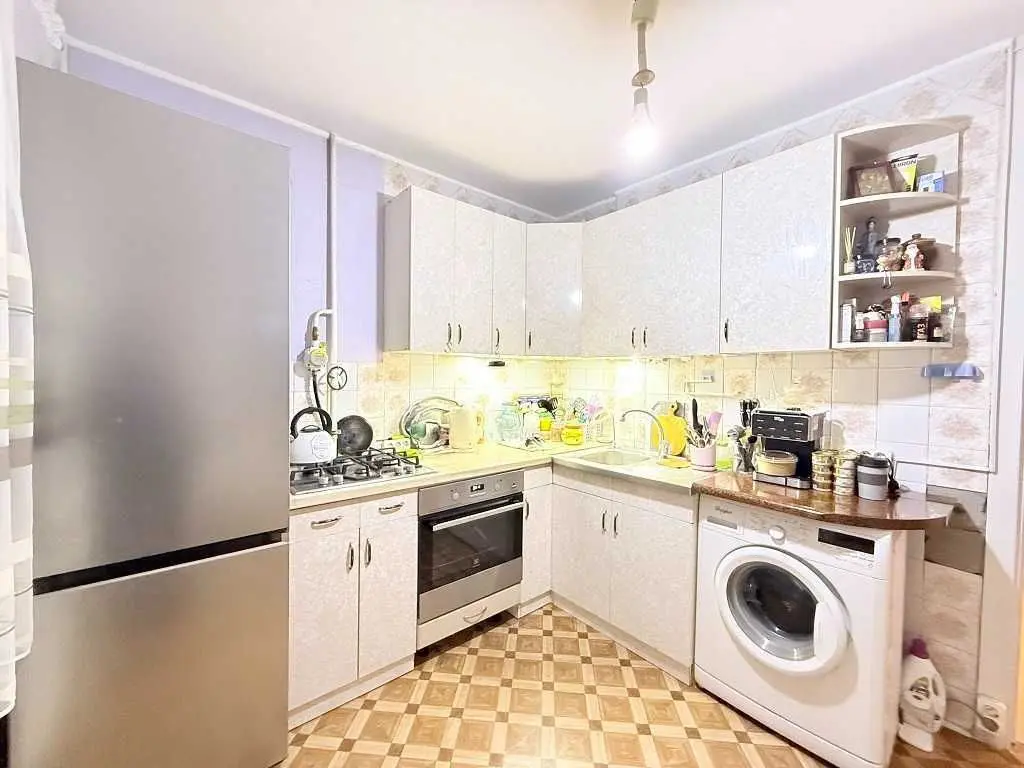 Фото Продаю 1 кімнатну квартиру, 35 кв. м, Оболонський просп. 14А Київ, ціна: 58000 USD, код 9662