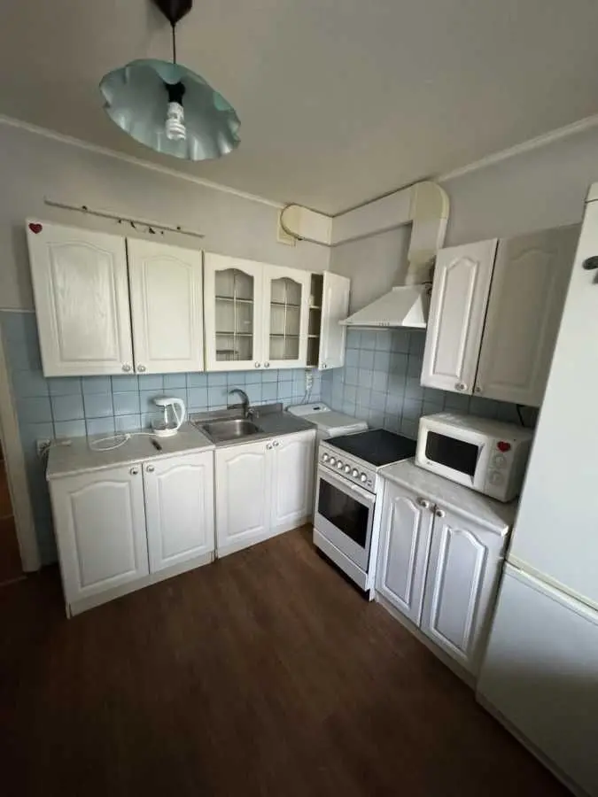 Фото Selling a 1-room apartment, 34 sq.m., Roman Shukhevych Avenue (Henerala Vatutina Avenue) 2б Kyiv, price: 37000 USD, code 9665