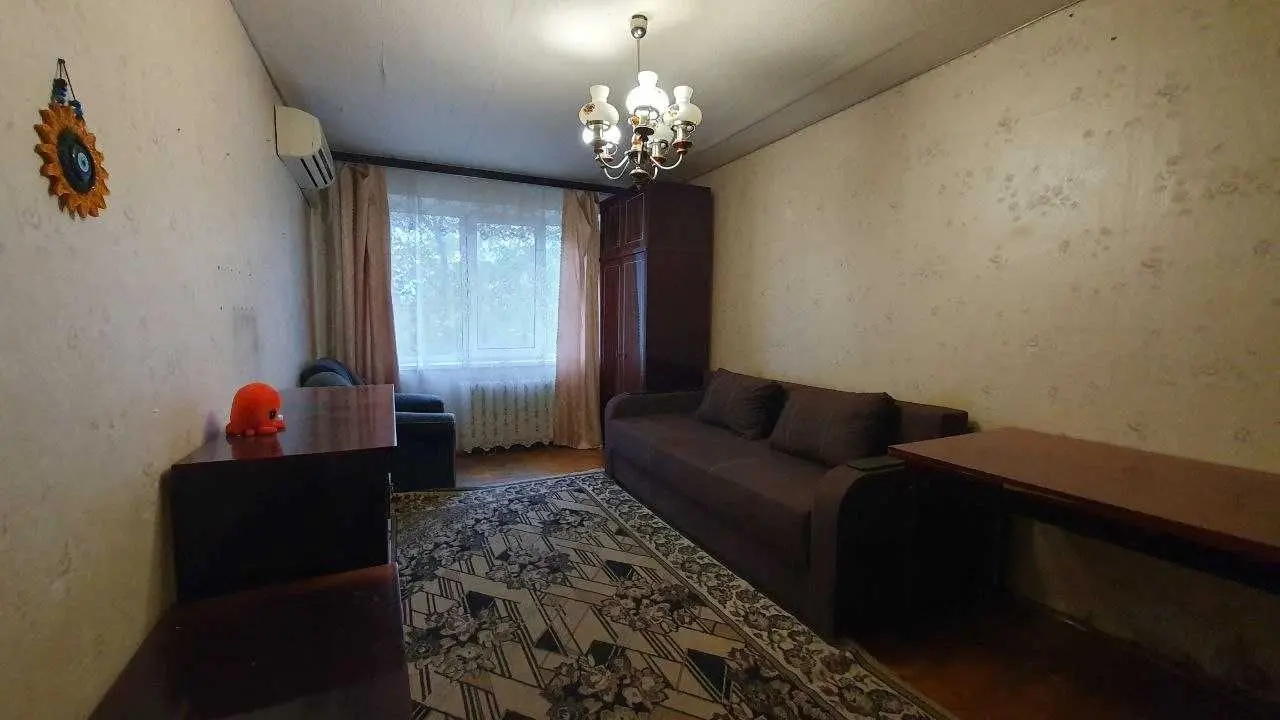 Фото Selling a 1-room apartment, 34 sq.m., Roman Shukhevych Avenue (Henerala Vatutina Avenue) 2б Kyiv, price: 37000 USD, code 9665