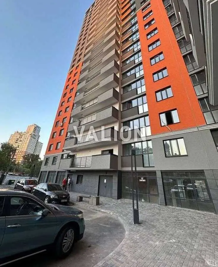 Фото Selling a 2-room apartment, 83.9 sq.m., Zahorivska Street (Bahhovutivska Street) 17-21 Kyiv, price: 99900 USD, code 9666