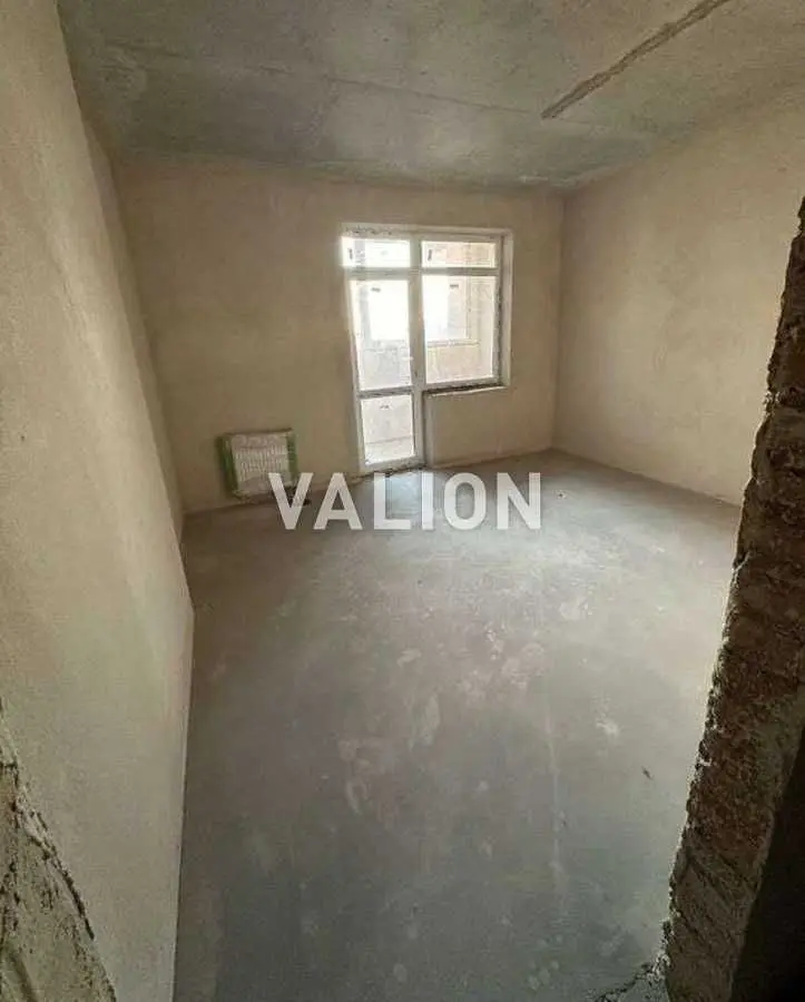 Фото Selling a 2-room apartment, 83.9 sq.m., Zahorivska Street (Bahhovutivska Street) 17-21 Kyiv, price: 99900 USD, code 9666