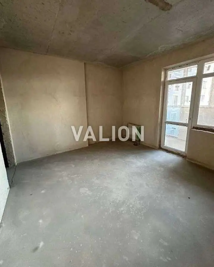 Фото Selling a 2-room apartment, 83.9 sq.m., Zahorivska Street (Bahhovutivska Street) 17-21 Kyiv, price: 99900 USD, code 9666