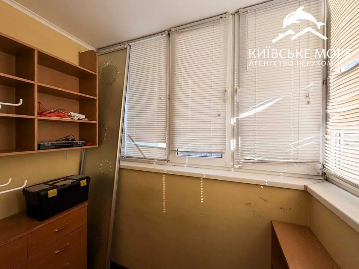 Фото Selling a 3-room apartment, 86 sq.m., Voskresenska Street 12А Kyiv, price: 115000 USD, code 9668