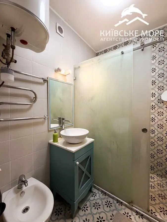 Фото Selling a 3-room apartment, 86 sq.m., Voskresenska Street 12А Kyiv, price: 115000 USD, code 9668