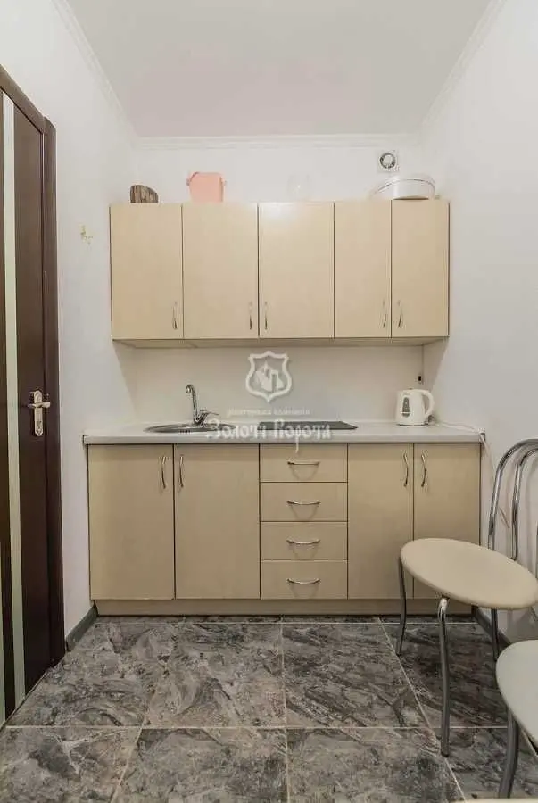 Фото Selling a 3-room apartment, 86.9 sq.m., Reheneratorna Street  Kyiv, price: 99000 USD, code 9672