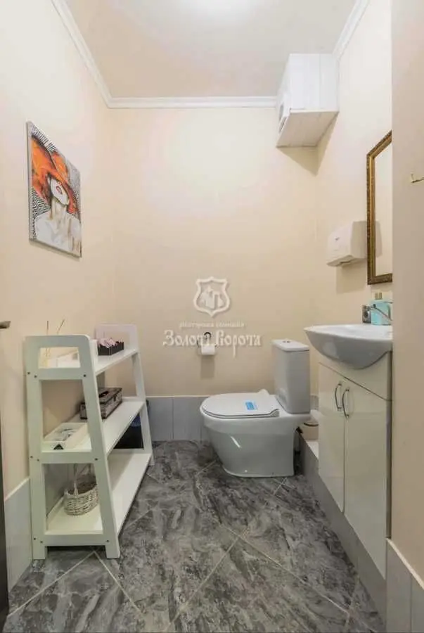 Фото Selling a 3-room apartment, 86.9 sq.m., Reheneratorna Street  Kyiv, price: 99000 USD, code 9672
