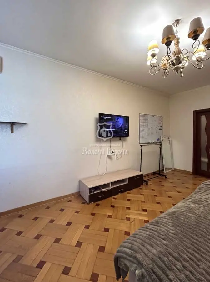 Фото Продаю 1 кімнатну квартиру, 51.4 кв. м, Харківське шосе 150/15 Київ, ціна: 55000 USD, код 9674