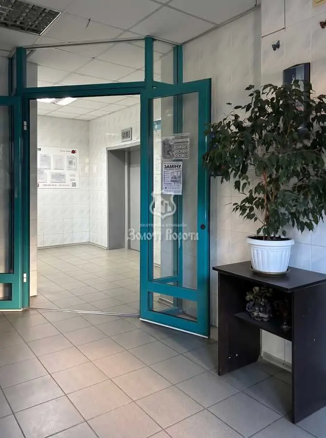 Фото Продаю 1 кімнатну квартиру, 51.4 кв. м, Харківське шосе 150/15 Київ, ціна: 55000 USD, код 9674