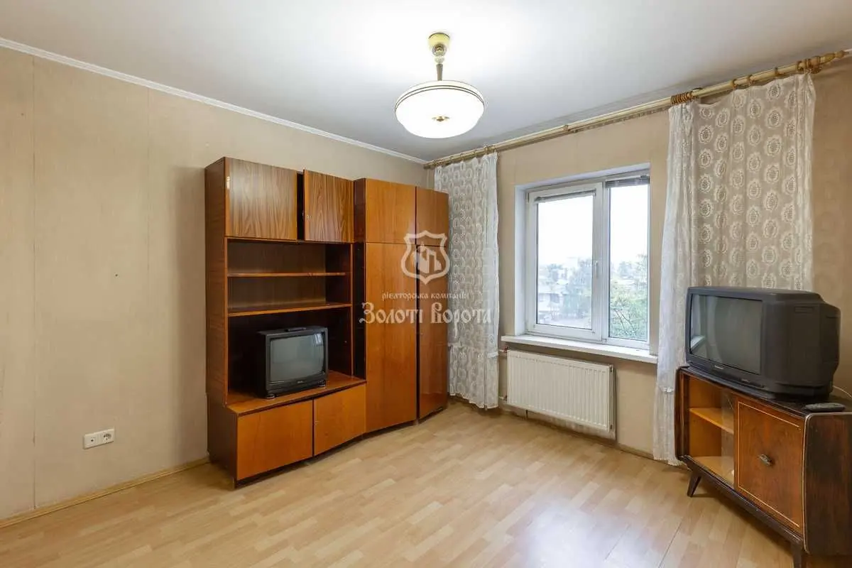 Фото Selling a 3-room apartment, 77.8 sq.m., Kharkivske Road 158 Kyiv, price: 90000 USD, code 9676