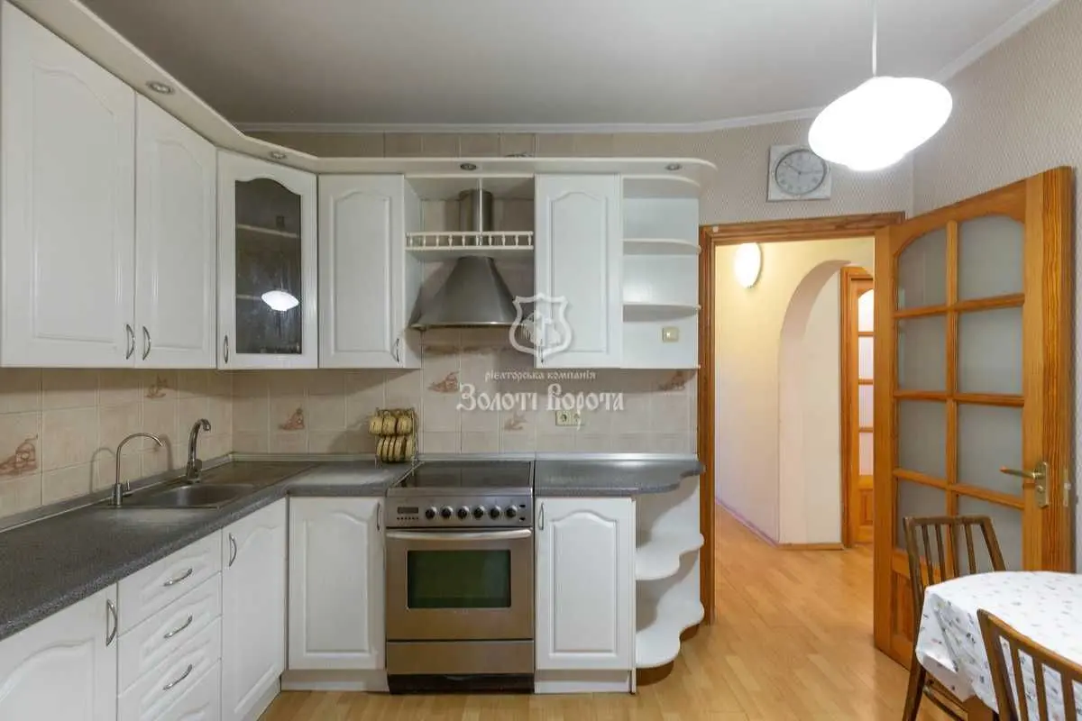 Фото Selling a 3-room apartment, 77.8 sq.m., Kharkivske Road 158 Kyiv, price: 90000 USD, code 9676