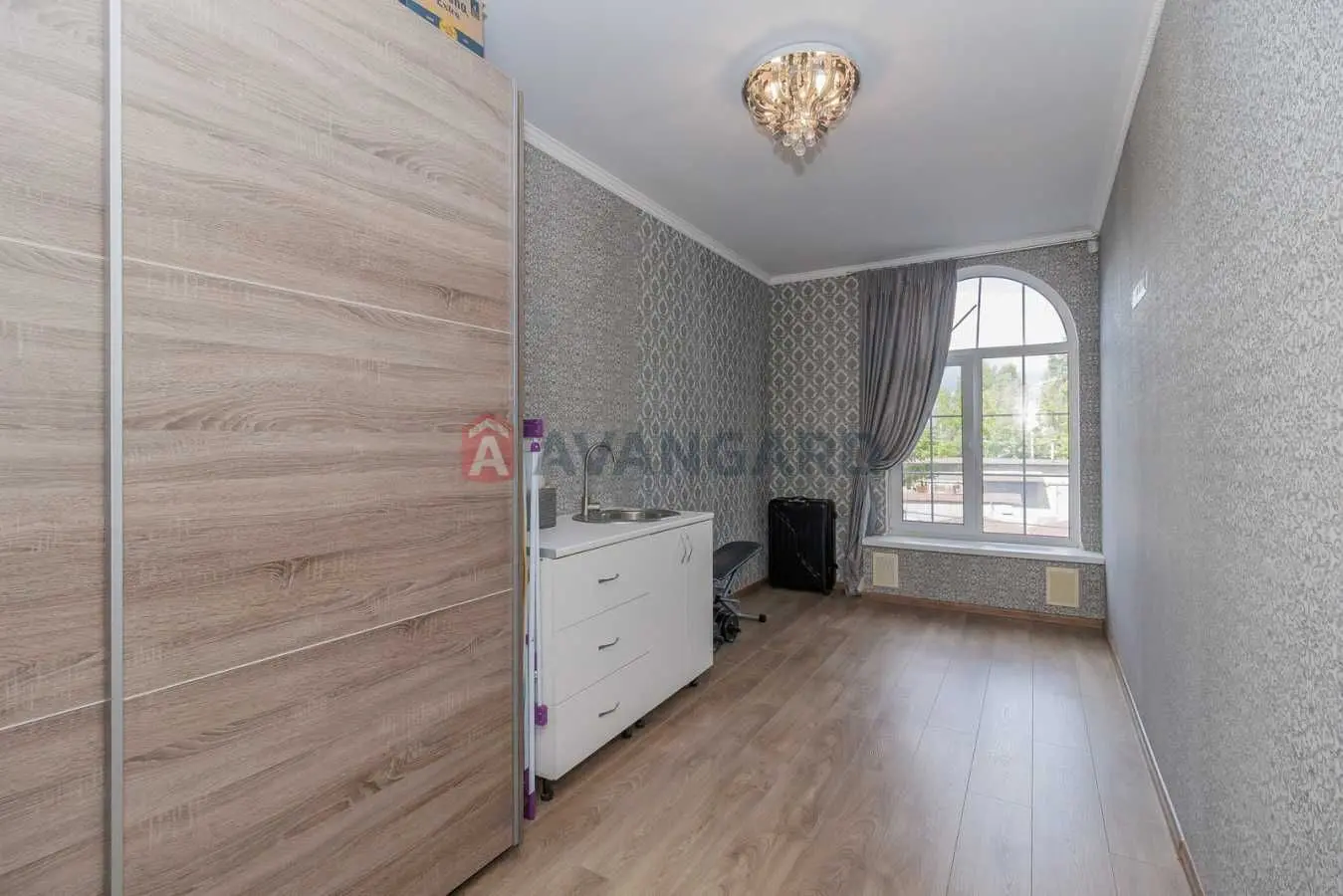 Фото Selling a 2-room apartment, 61 sq.m., Dmytra Lutsenka Street (Yuriia Smolycha Street)  Kyiv, price: 123000 USD, code 9677