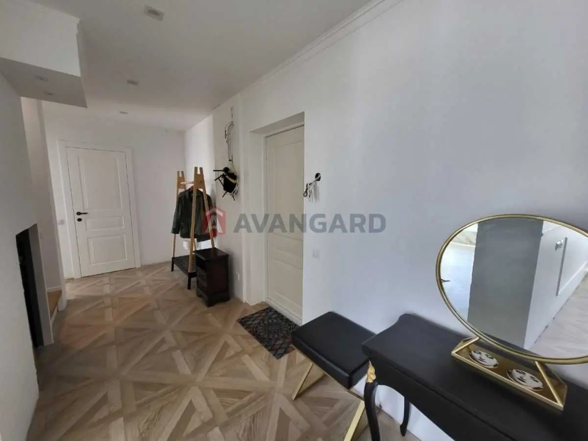 Фото Продаю 2 кімнатну квартиру, 60.5 кв. м, Метрологічна вул. 56Б Київ, ціна: 130000 USD, код 9678