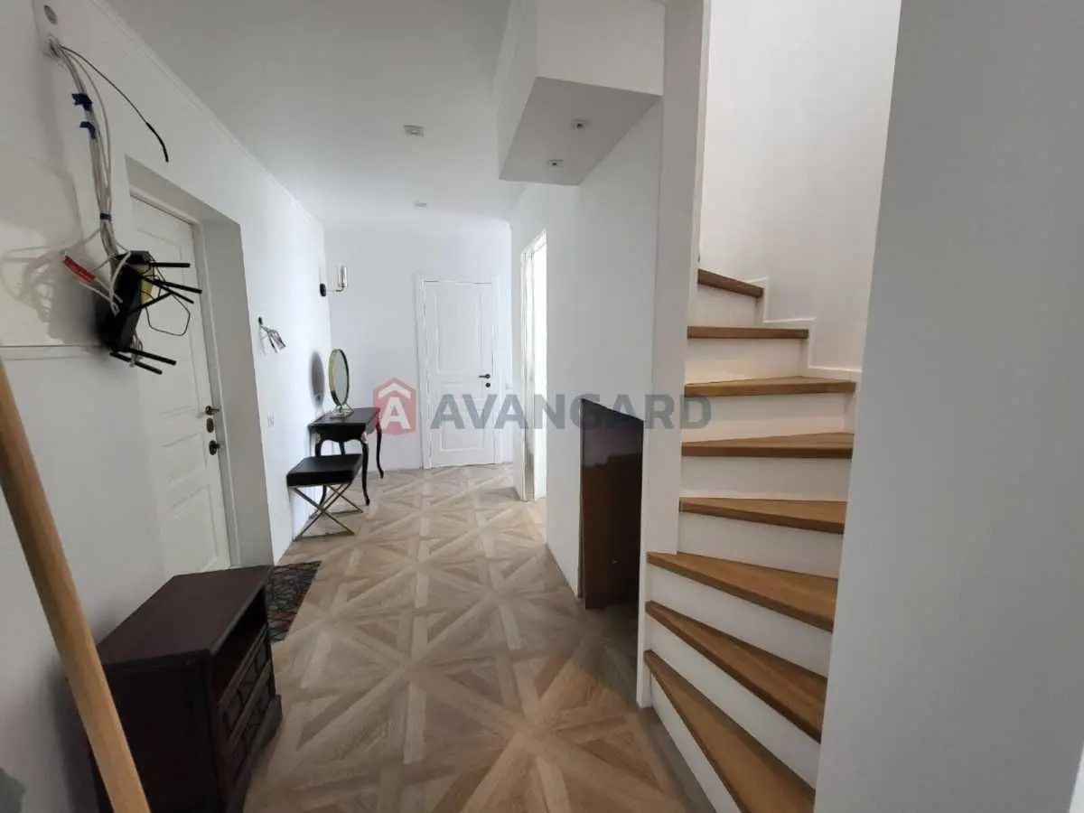 Фото Продаю 2 кімнатну квартиру, 60.5 кв. м, Метрологічна вул. 56Б Київ, ціна: 130000 USD, код 9678