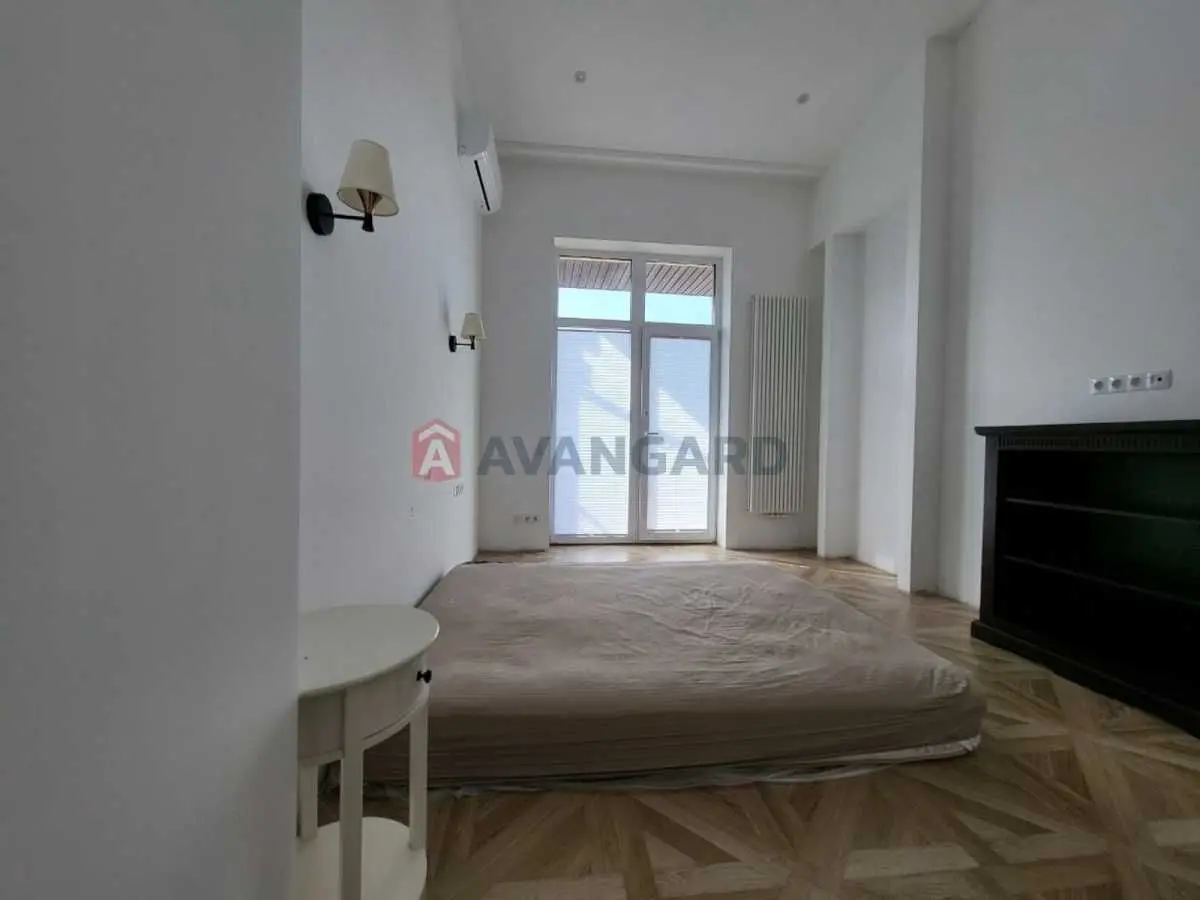 Фото Продаю 2 кімнатну квартиру, 60.5 кв. м, Метрологічна вул. 56Б Київ, ціна: 130000 USD, код 9678