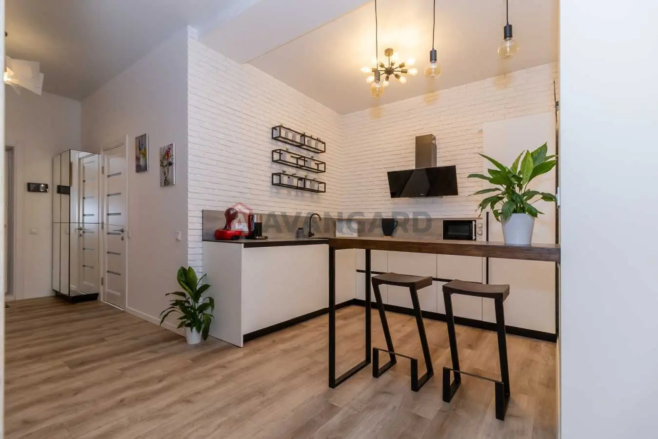 Фото Selling a 2-room apartment, 62.5 sq.m., Saksahanskoho Street  Kyiv, price: 230000 USD, code 9680