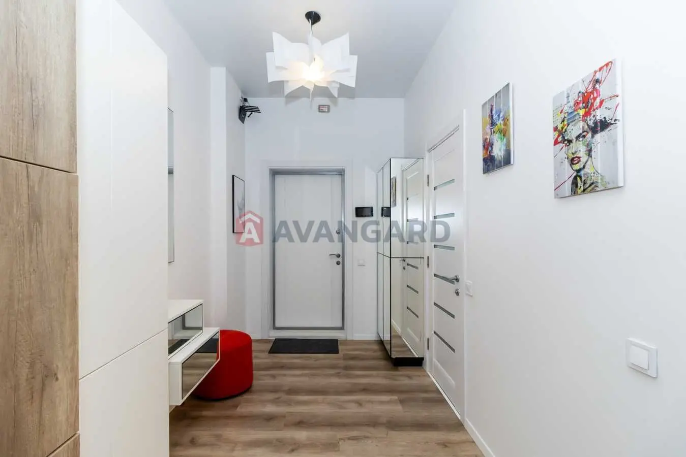 Фото Selling a 2-room apartment, 62.5 sq.m., Saksahanskoho Street  Kyiv, price: 230000 USD, code 9680