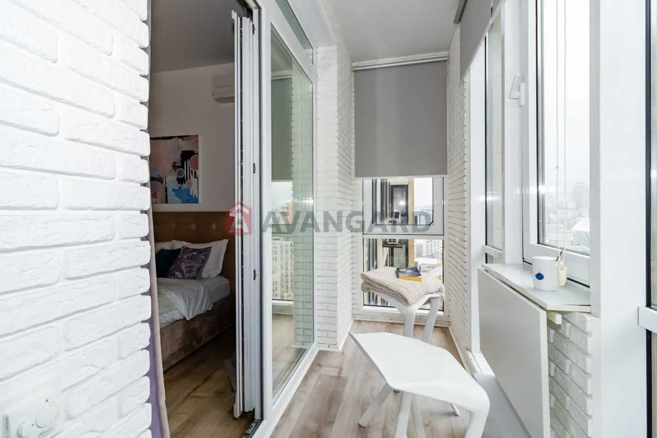 Фото Selling a 2-room apartment, 62.5 sq.m., Saksahanskoho Street  Kyiv, price: 230000 USD, code 9680
