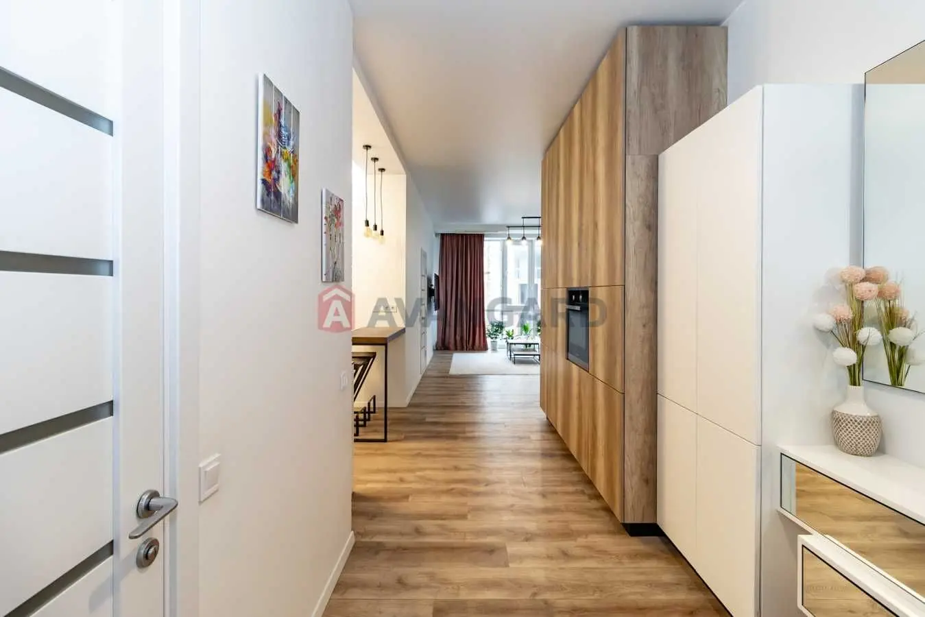 Фото Selling a 2-room apartment, 62.5 sq.m., Saksahanskoho Street  Kyiv, price: 230000 USD, code 9680