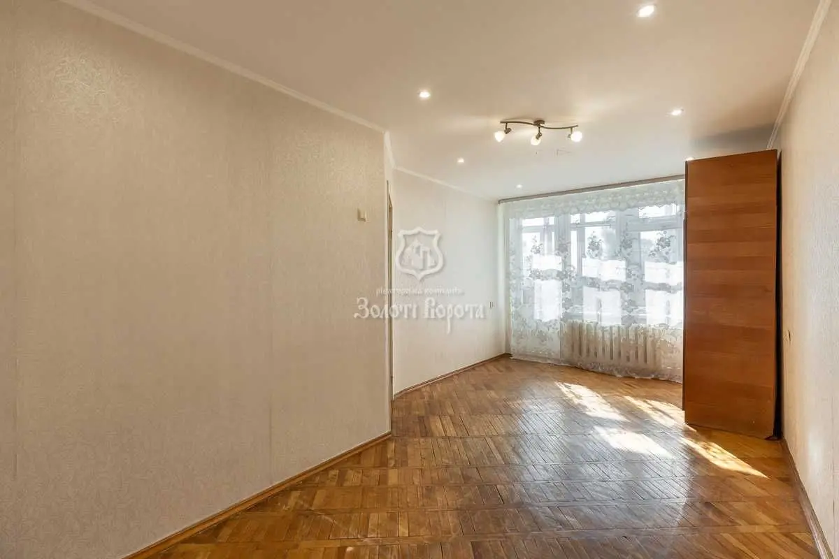 Фото Продаю 1 кімнатну квартиру, 29.7 кв. м, Смілянська вул. 19 Київ, ціна: 27000 USD, код 9684