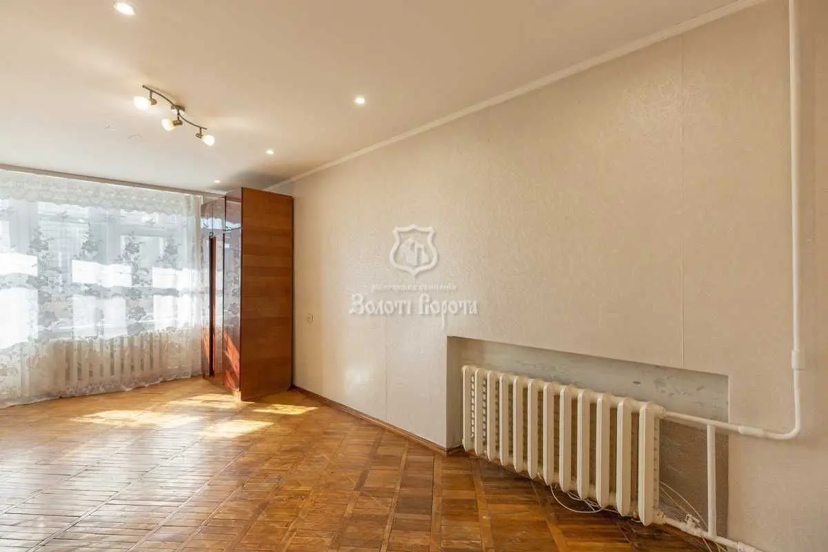 Фото Продаю 1 кімнатну квартиру, 29.7 кв. м, Смілянська вул. 19 Київ, ціна: 27000 USD, код 9684