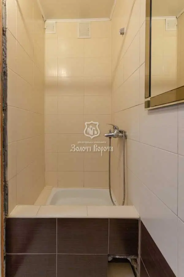 Фото Продаю 1 кімнатну квартиру, 29.7 кв. м, Смілянська вул. 19 Київ, ціна: 27000 USD, код 9684