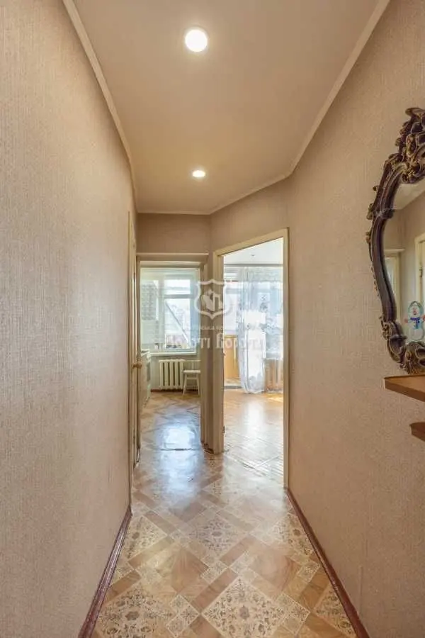 Фото Продаю 1 кімнатну квартиру, 29.7 кв. м, Смілянська вул. 19 Київ, ціна: 27000 USD, код 9684
