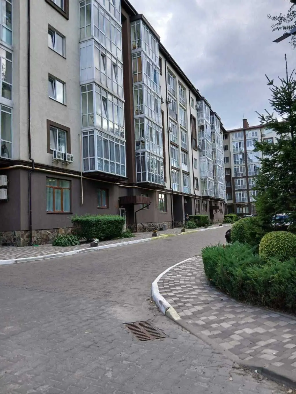 Фото Продаю 1 кімнатну квартиру, 35 кв. м, Інститутська вул.  Гатне, ціна: 60000 USD, код 9687