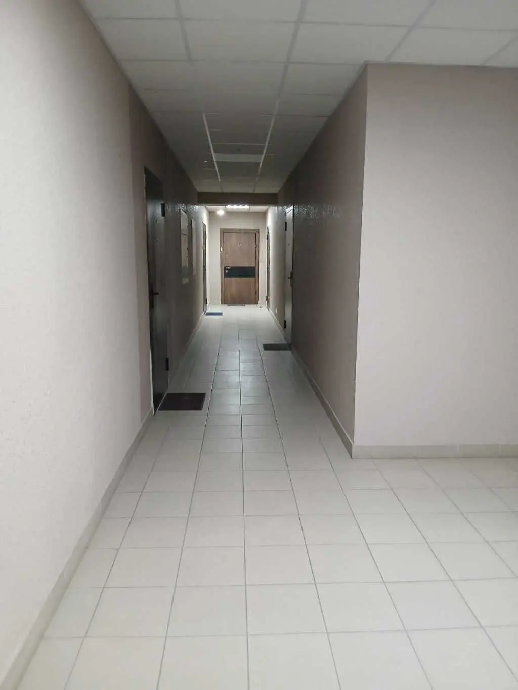 Фото Продаю 1 кімнатну квартиру, 35 кв. м, Інститутська вул.  Гатне, ціна: 60000 USD, код 9687