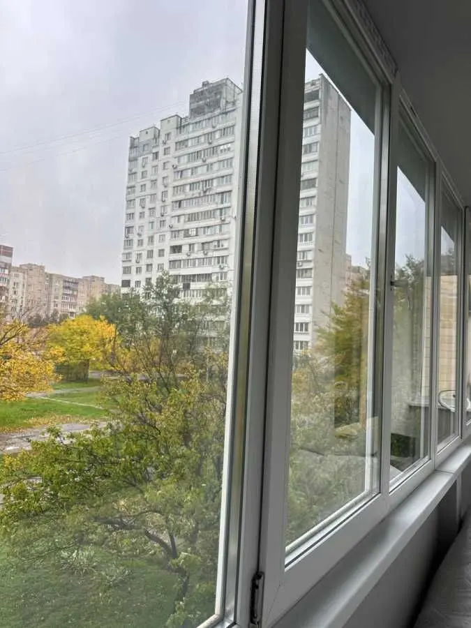 Фото Продаю 2 кімнатну квартиру, 51 кв. м, Декабристів вул. 5 Київ, ціна: 80000 USD, код 9689