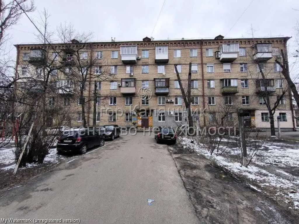 Фото Зняти 2 кімнатну квартиру, Івана Світличного вул. (Петровського) 4а Київ в довгострокову оренду, ціна: 18000 UAH, код 9690