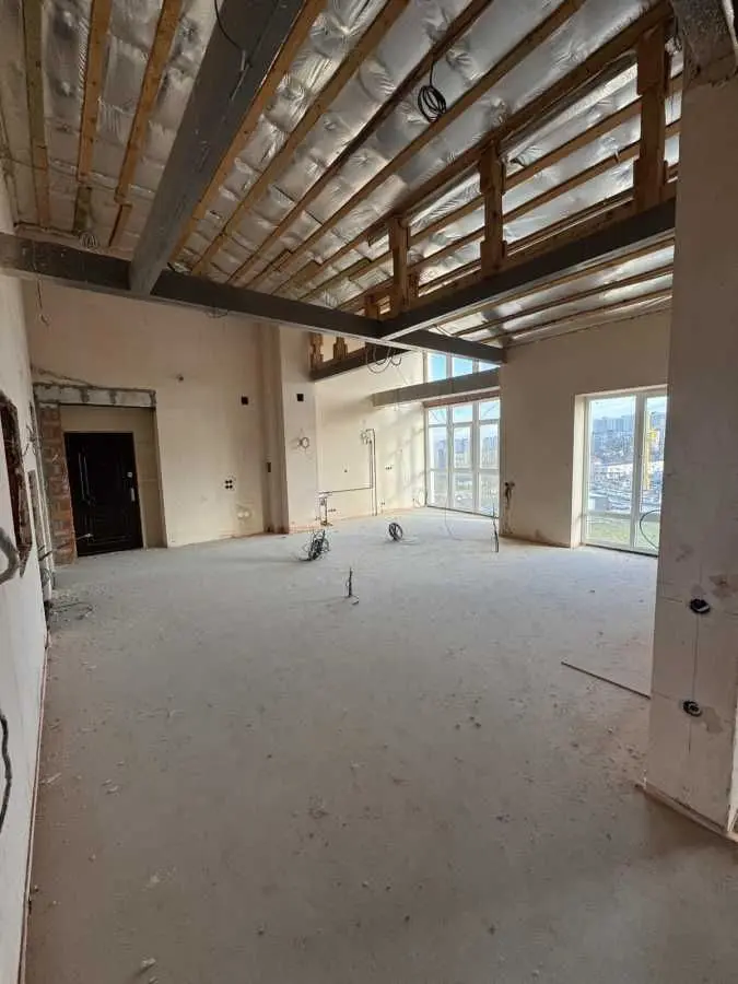 Фото Продаю 5 кімнатну квартиру, 155 кв. м, Волошкова вул. 1 Київ, ціна: 200000 USD, код 9698