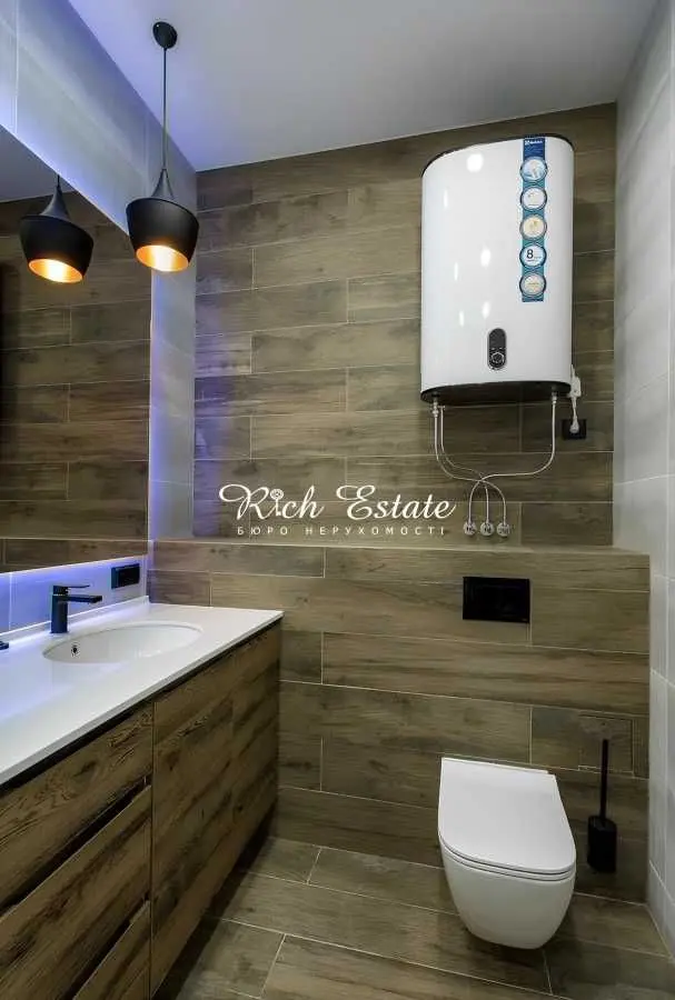 Фото Rent a 2-room apartment, Ulytska street (Ivana Ulitina Street)  Kyiv for long-term rent, price: 1700 USD, code 9700