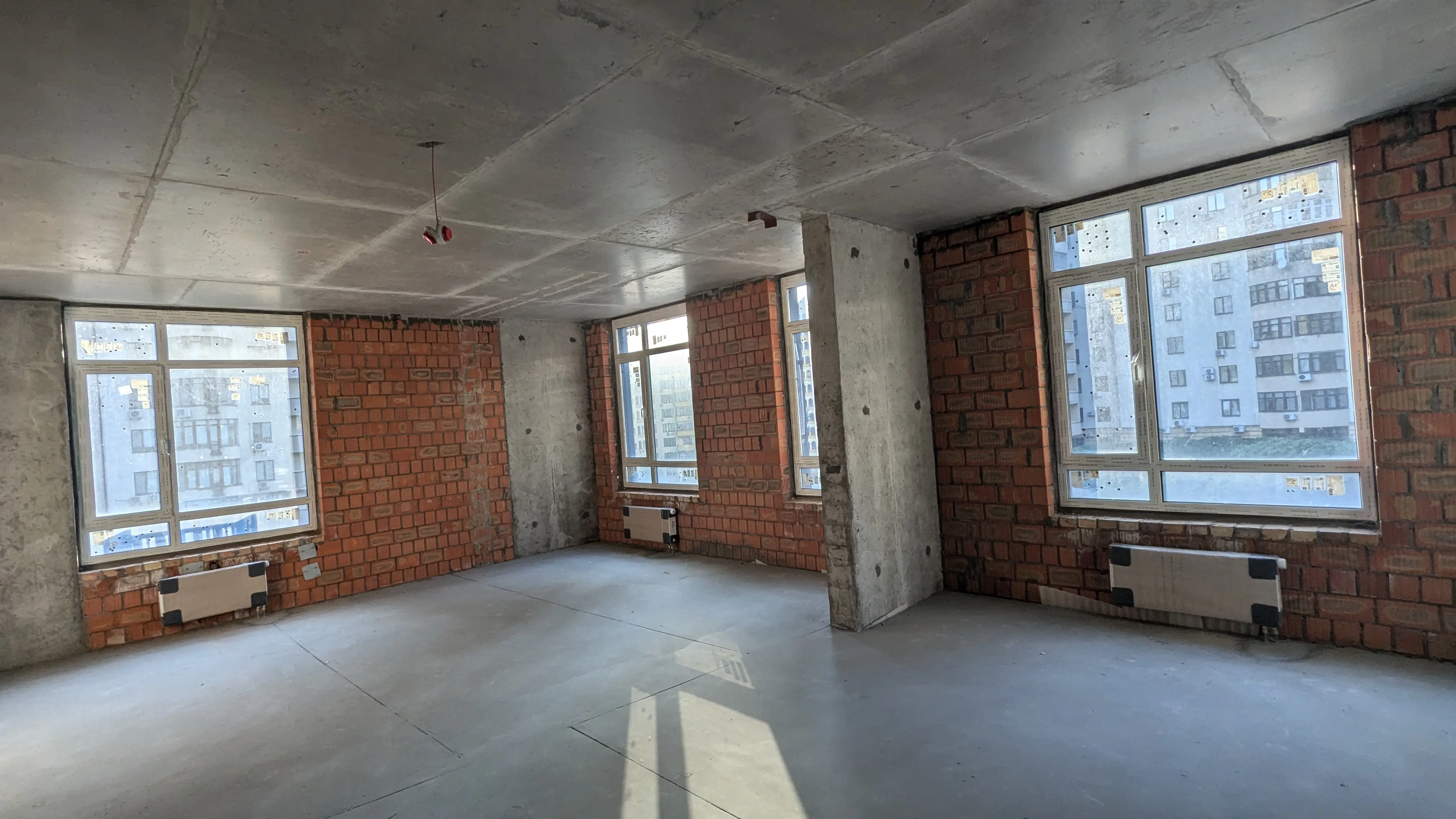 Фото Продаю офіс, 115 кв. м, Річна вул. 4 Київ, ціна: 220000 $, код 9701